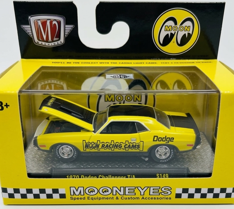 M2 Machines 1970 Dodge Challenger Mooneyes 1:64