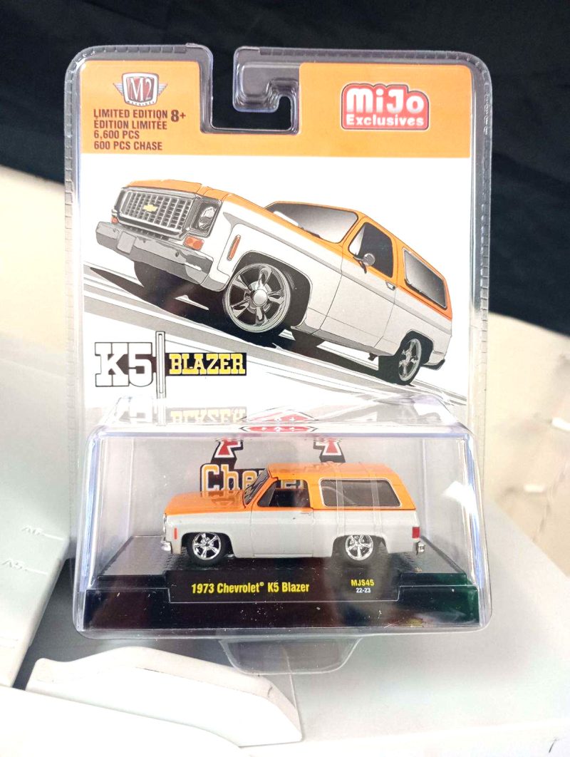 M2 Machines MiJo Exclusives 1973 Chevrolet K5 Blazer